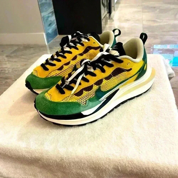 Nike Other - Nike Vaporwaffle x Sacai Tour Yellow Stadium Green Size Men’s 10.5 NEW